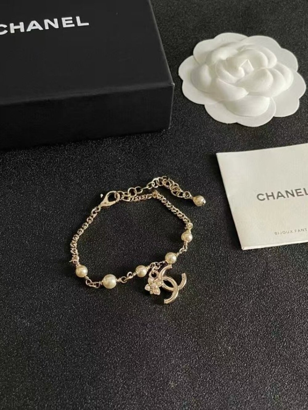 🍦🍦Chanel Classic Double-C Pearl Bracelet🍡🍡